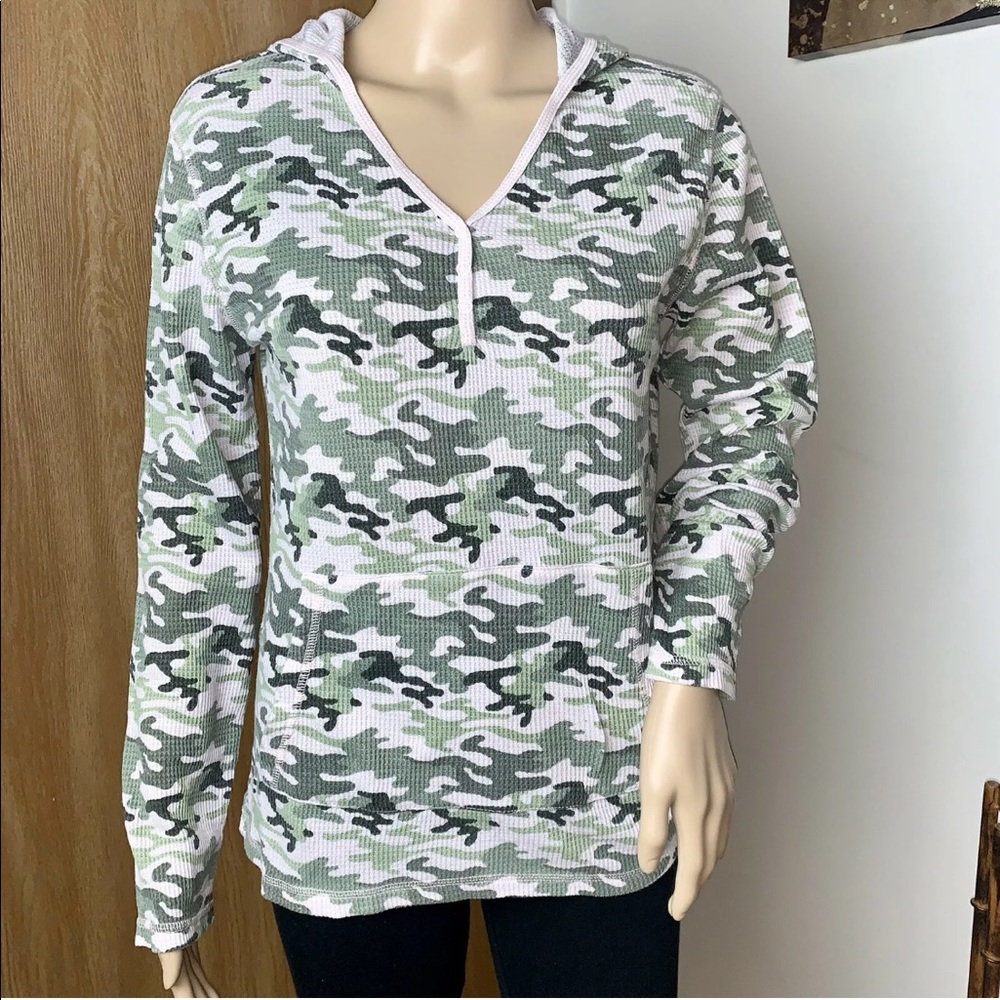 Camouflage hoodie by St. Eve  Sz Large